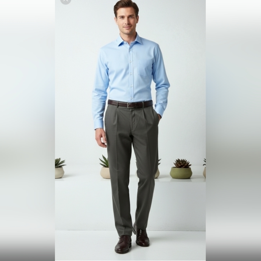 Dockers Men's Dark Olive Chinos Size 34x31 (EUC)